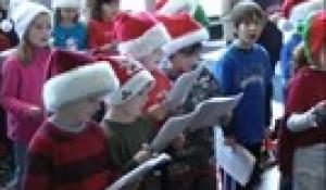 Roosevelt Avenue School Students Carol at Town Hall (2011)